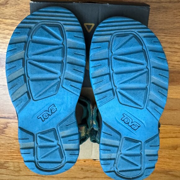 Teva Toddler Kids Hurricane XLT 2 Sandals size 9 - Picture 2 of 8